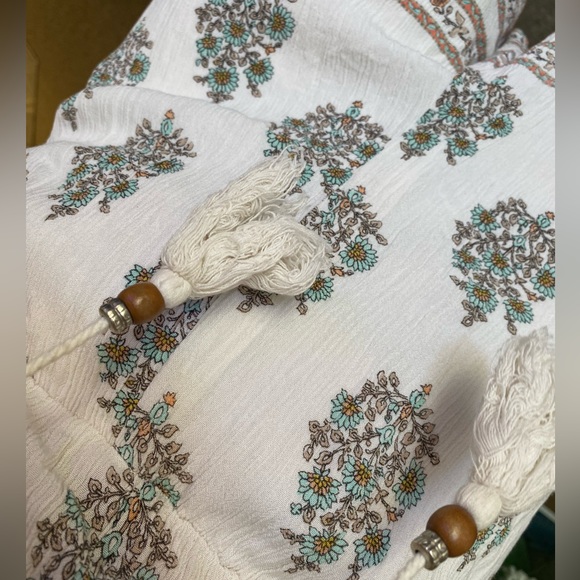 White Romper - Picture 3 of 4